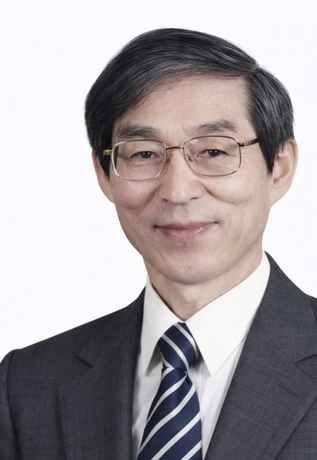 염상섭 교수(시인, 수필가)